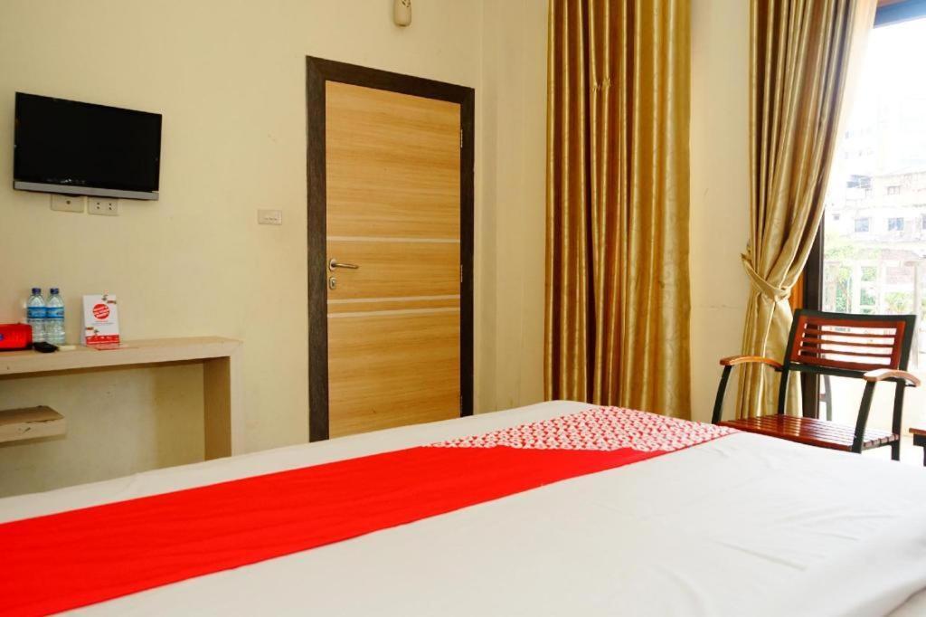 Hotel Golden Vella Pangkal Pinang Extérieur photo