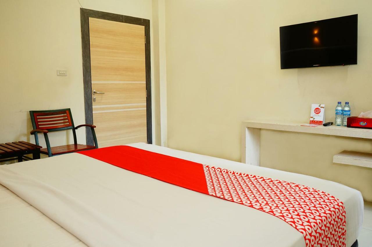 Hotel Golden Vella Pangkal Pinang Extérieur photo